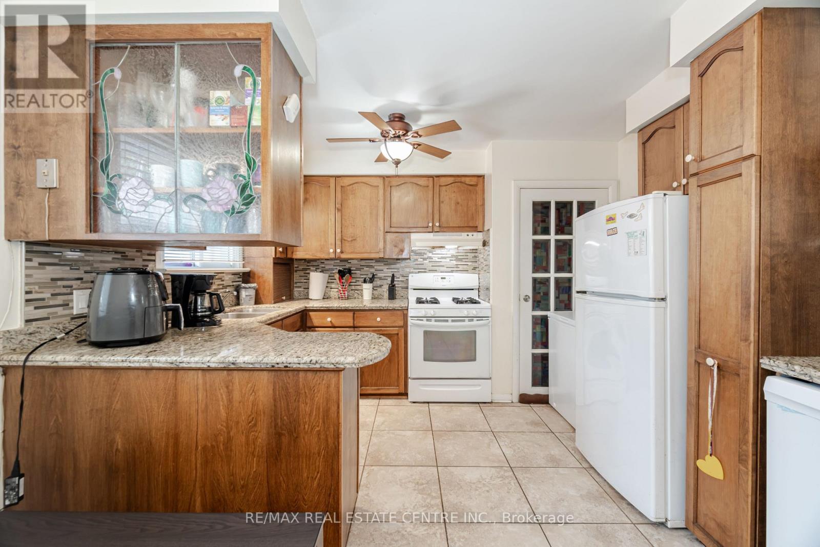 524 East 16th Street, Hamilton, Ontario  L9A 4L1 - Photo 14 - X13809658
