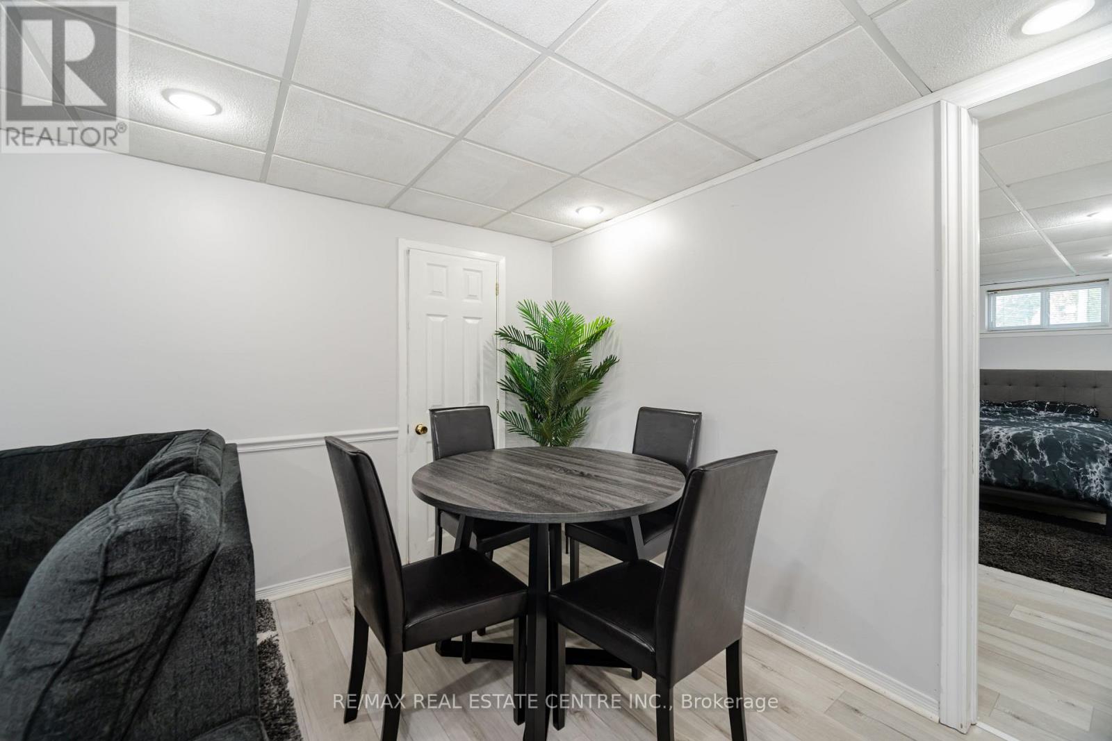 524 East 16th Street, Hamilton, Ontario  L9A 4L1 - Photo 24 - X13809658