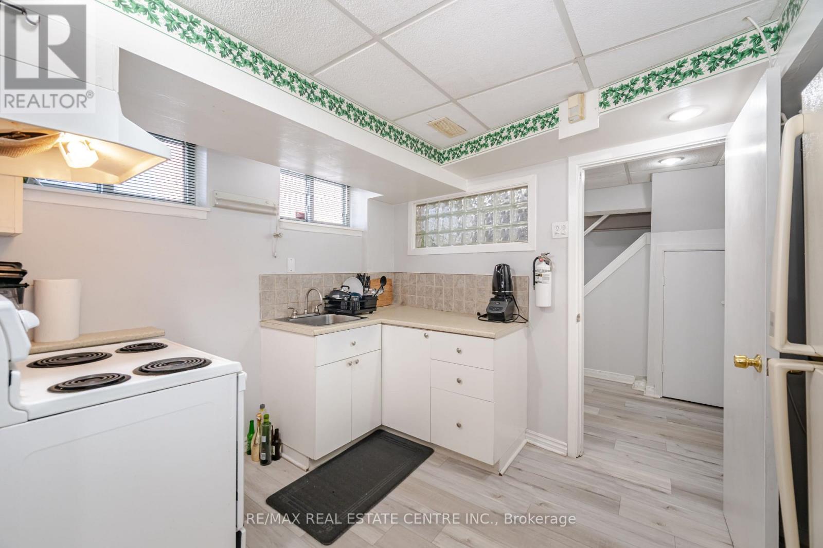 524 East 16th Street, Hamilton, Ontario  L9A 4L1 - Photo 26 - X13809658