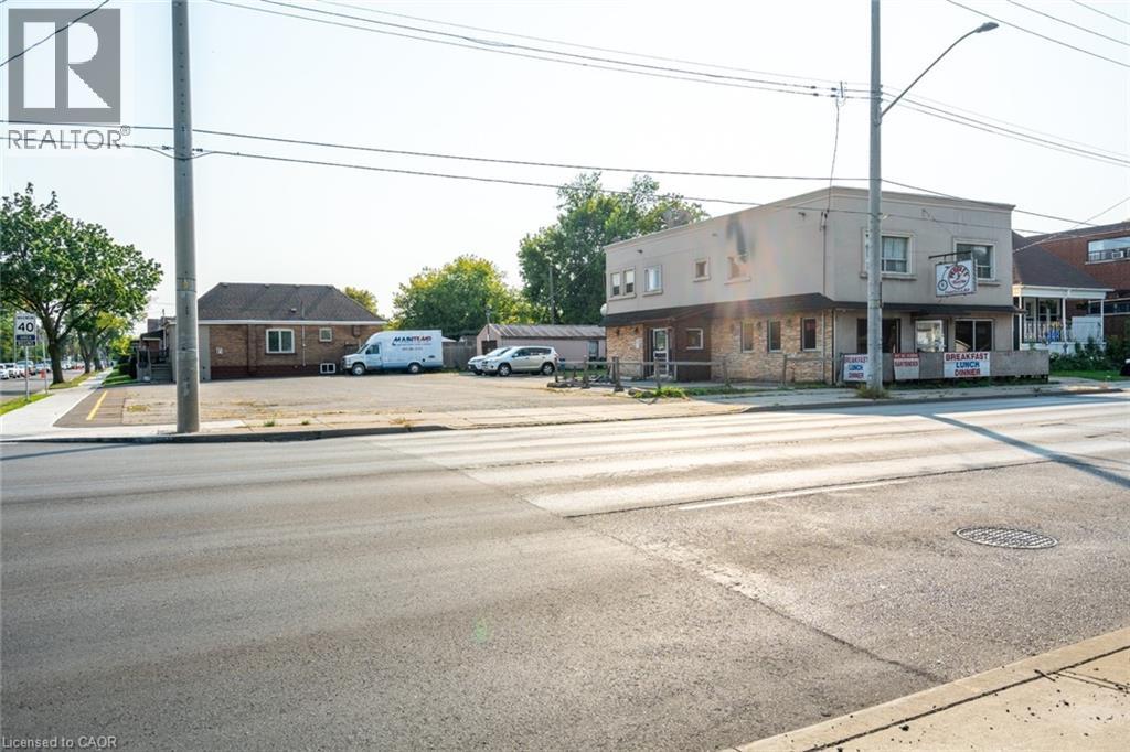 1490 Barton Street E, Hamilton, Ontario  L8H 2X2 - Photo 6 - 40832024