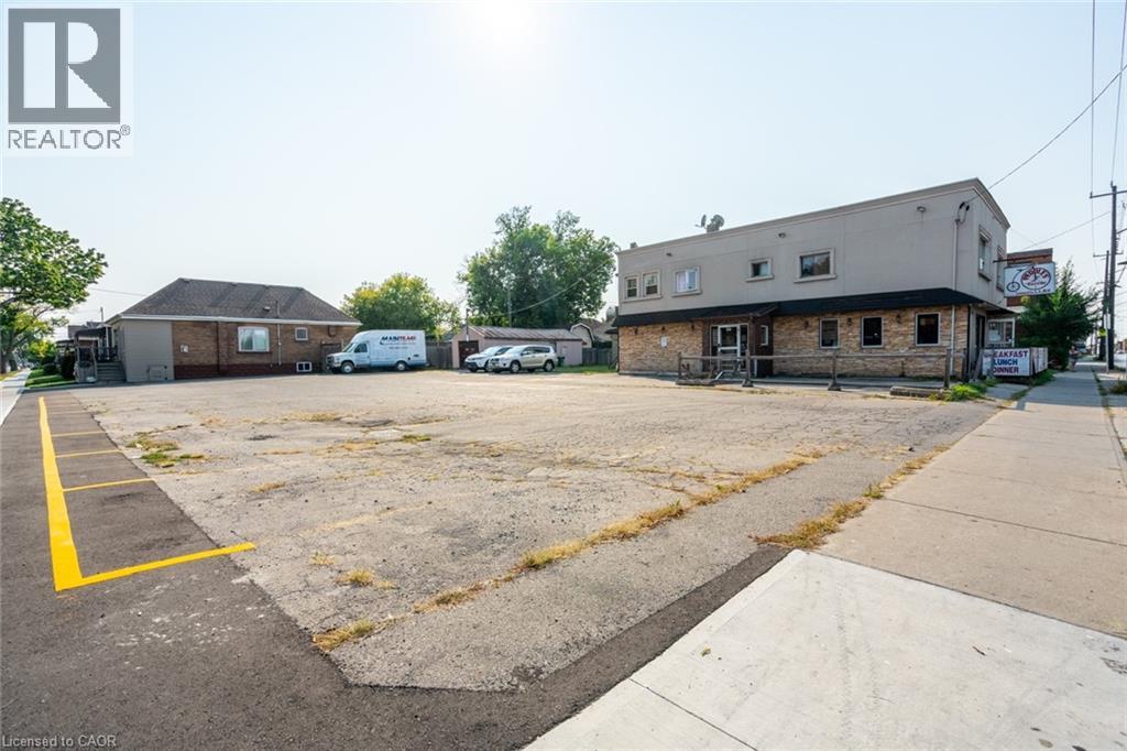 1490 Barton Street E, Hamilton, Ontario  L8H 2X2 - Photo 10 - 40832024