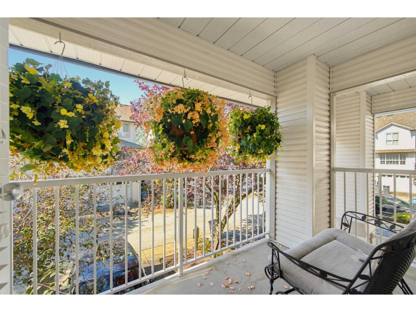 18636 65 Avenue, Surrey, British Columbia  V3S 8Z9 - Photo 6 - R3166042