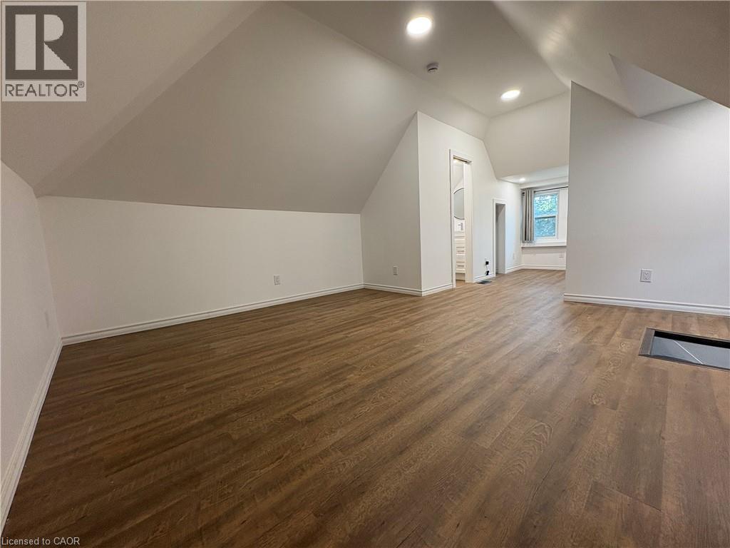 39 Garfield Avenue S Unit# 2, Hamilton, Ontario  L8M 2R9 - Photo 24 - 40855115