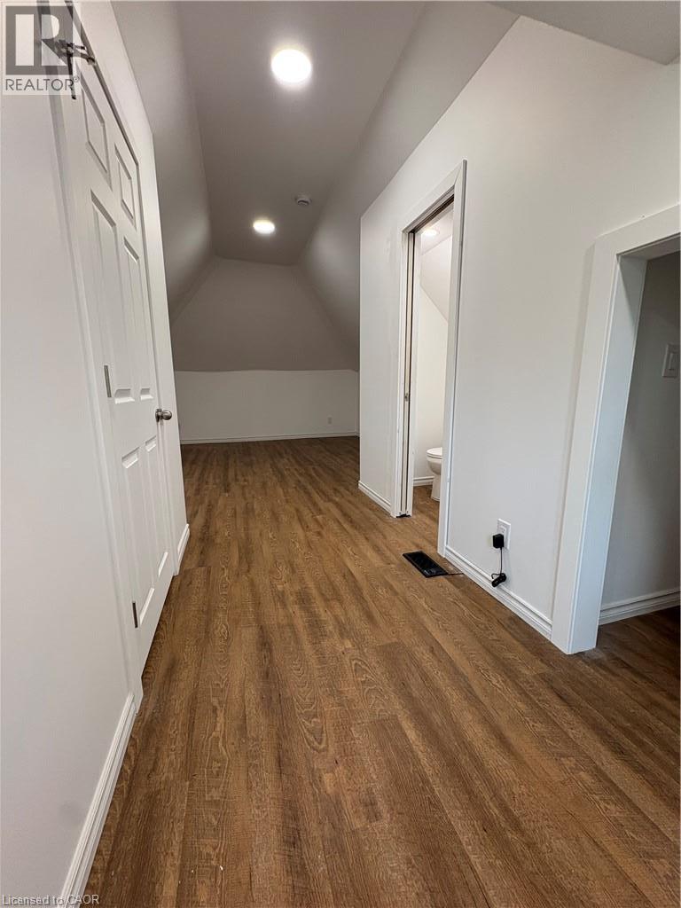 39 Garfield Avenue S Unit# 2, Hamilton, Ontario  L8M 2R9 - Photo 22 - 40855115