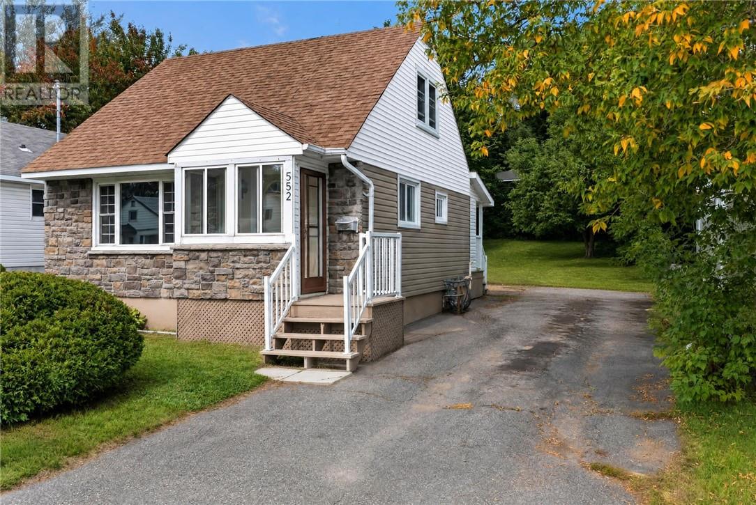 552 Pine Street, Sudbury, Ontario  P3C 1Y6 - Photo 4 - 2130488