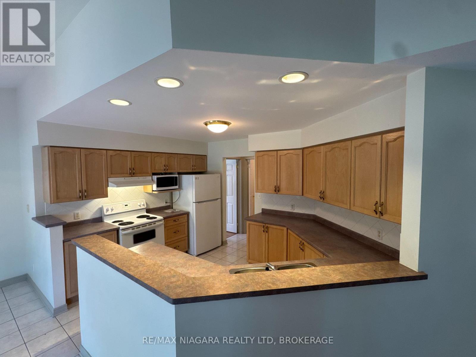 72 RIDGE ROAD S photo 7