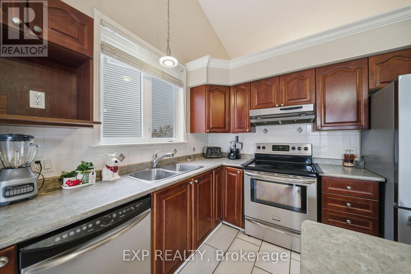 80 La Prairie Street, Russell, Ontario K0A 1W0 - Photo 16 - X13809774