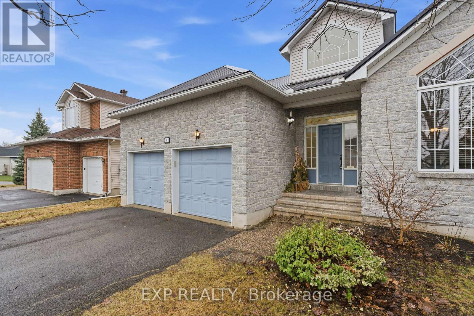 80 La Prairie Street, Russell, Ontario K0A 1W0 - Photo 3 - X13809774