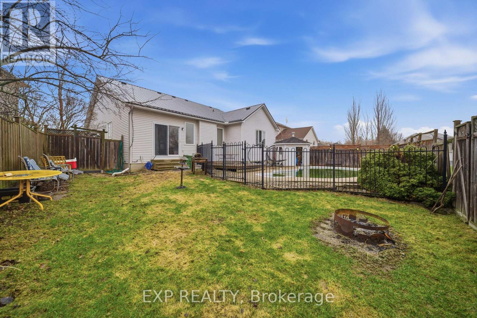 80 La Prairie Street, Russell, Ontario K0A 1W0 - Photo 42 - X13809774