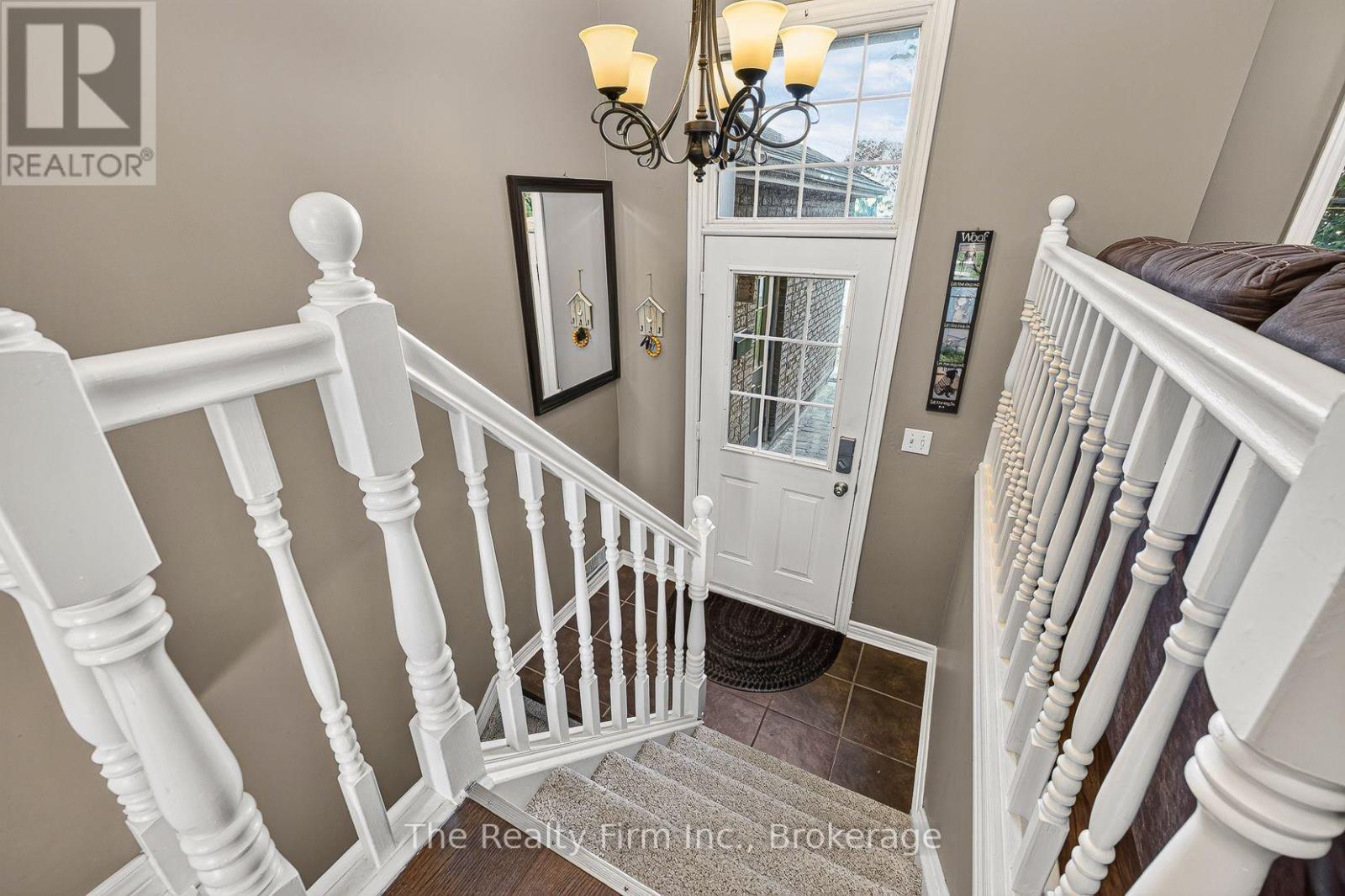 35 Beech Boulevard, Tillsonburg, Ontario  N4G 5R8 - Photo 5 - X13809826