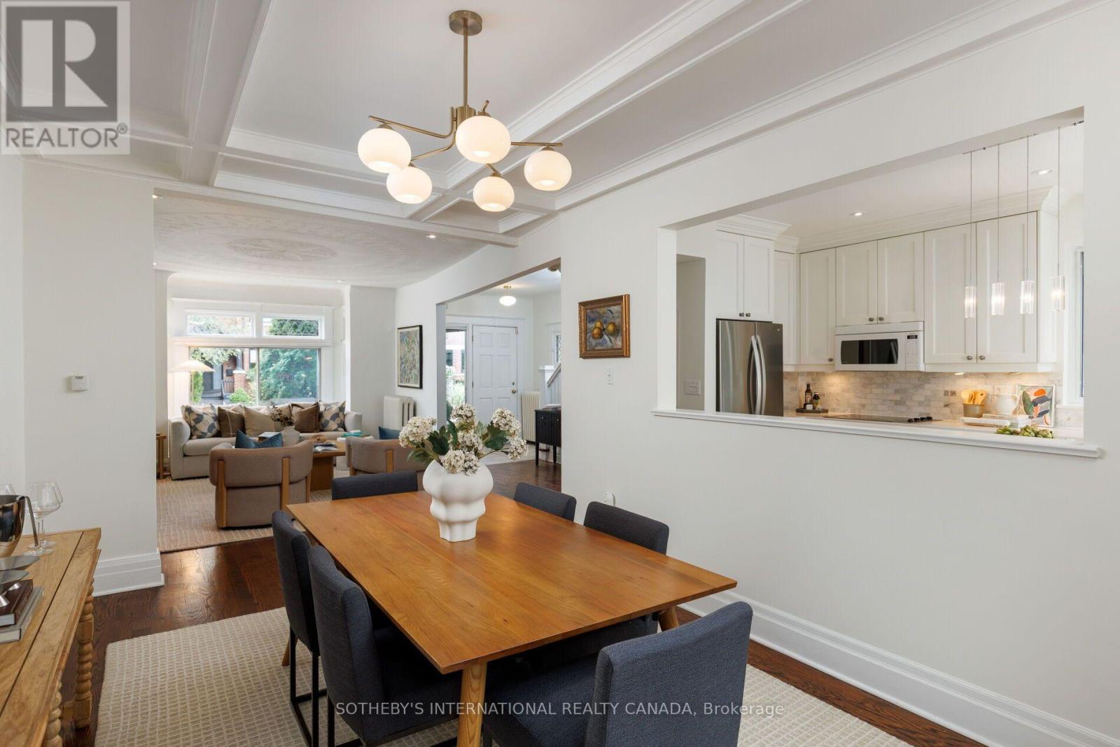 126 Hilton Avenue, Toronto, Ontario  M5R 3E7 - Photo 10 - C13809442
