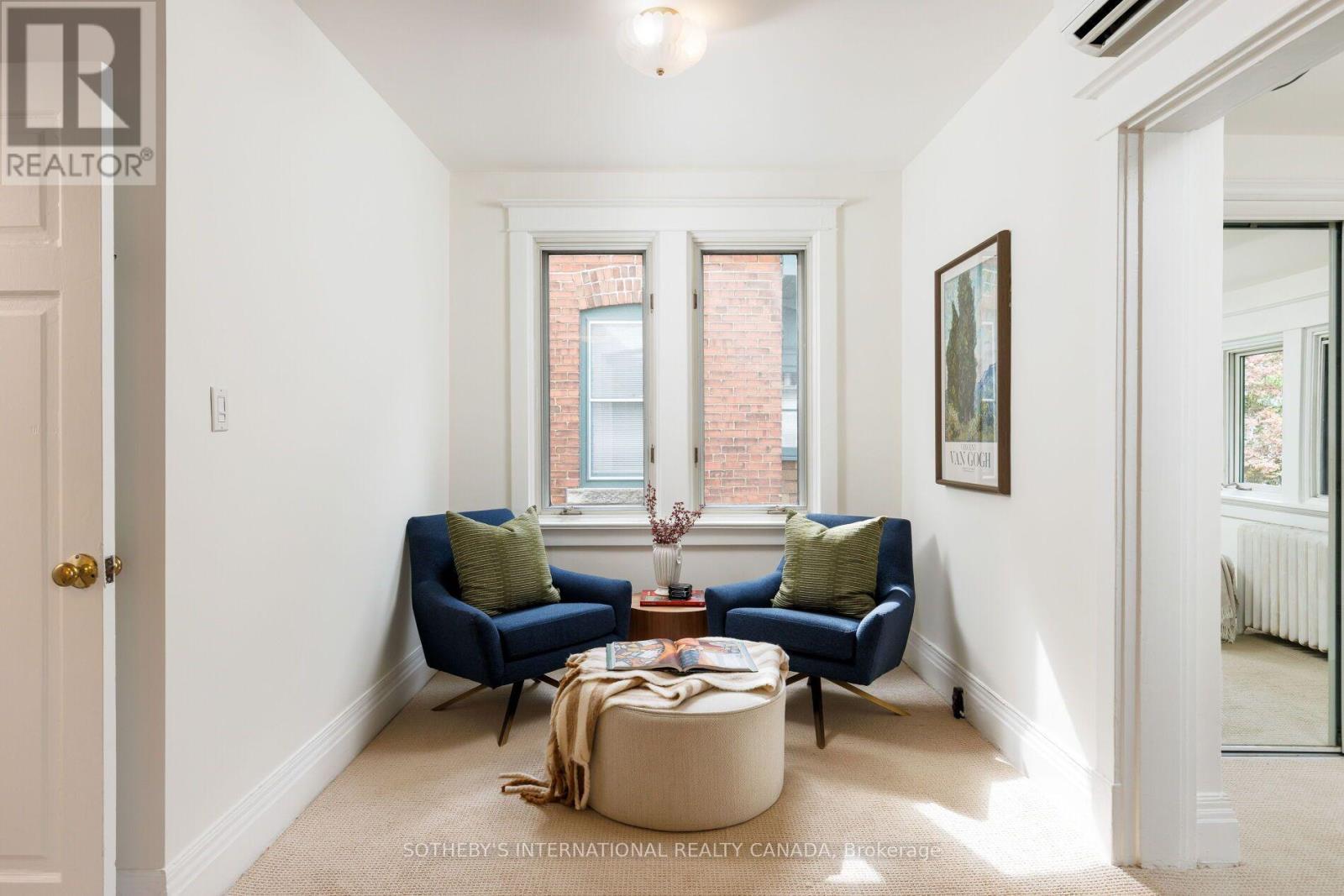 126 Hilton Avenue, Toronto, Ontario  M5R 3E7 - Photo 17 - C13809442