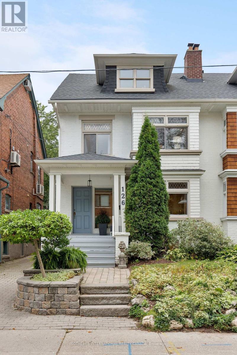 126 Hilton Avenue, Toronto, Ontario  M5R 3E7 - Photo 2 - C13809442