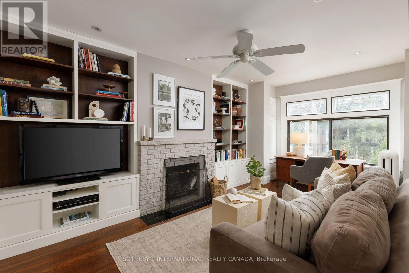 126 Hilton Avenue, Toronto, Ontario  M5R 3E7 - Photo 21 - C13809442