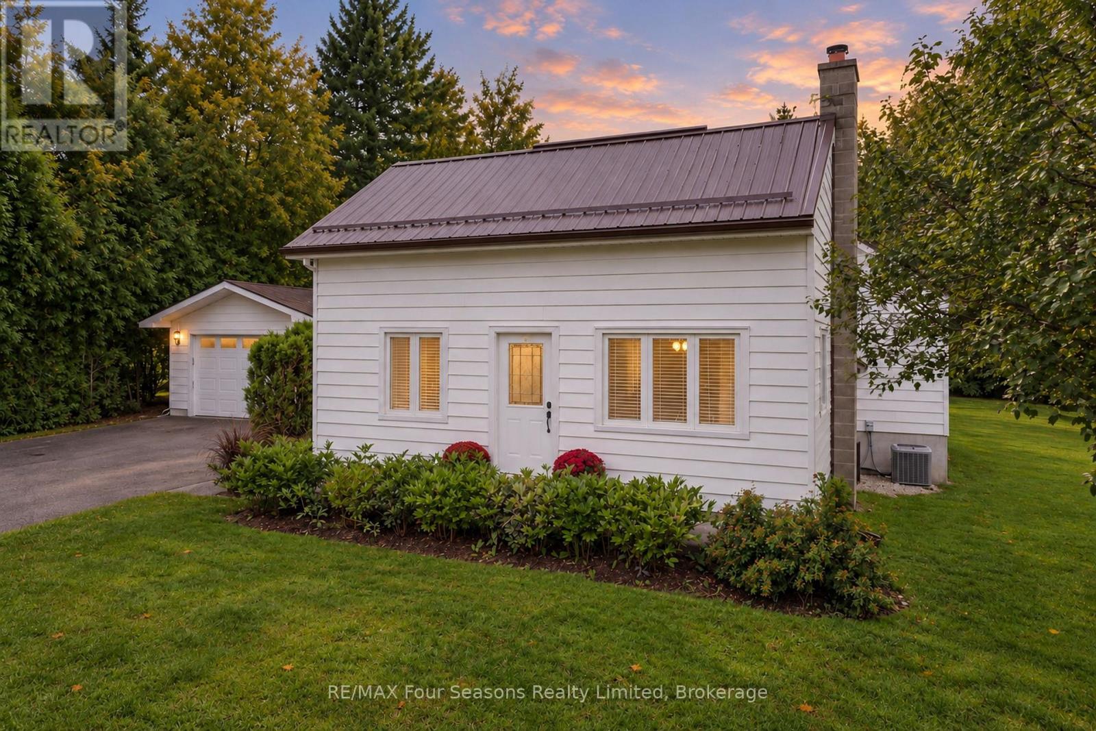 12 Lavender Hill Road, Clearview, Ontario  L0M 1G0 - Photo 17 - S13809800