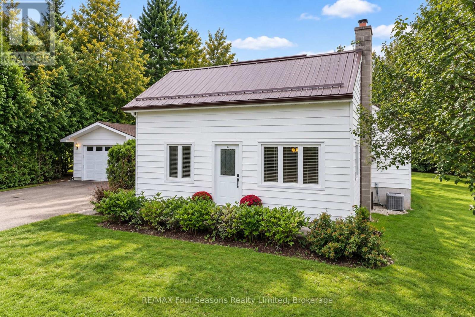 12 Lavender Hill Road, Clearview, Ontario  L0M 1G0 - Photo 23 - S13809800