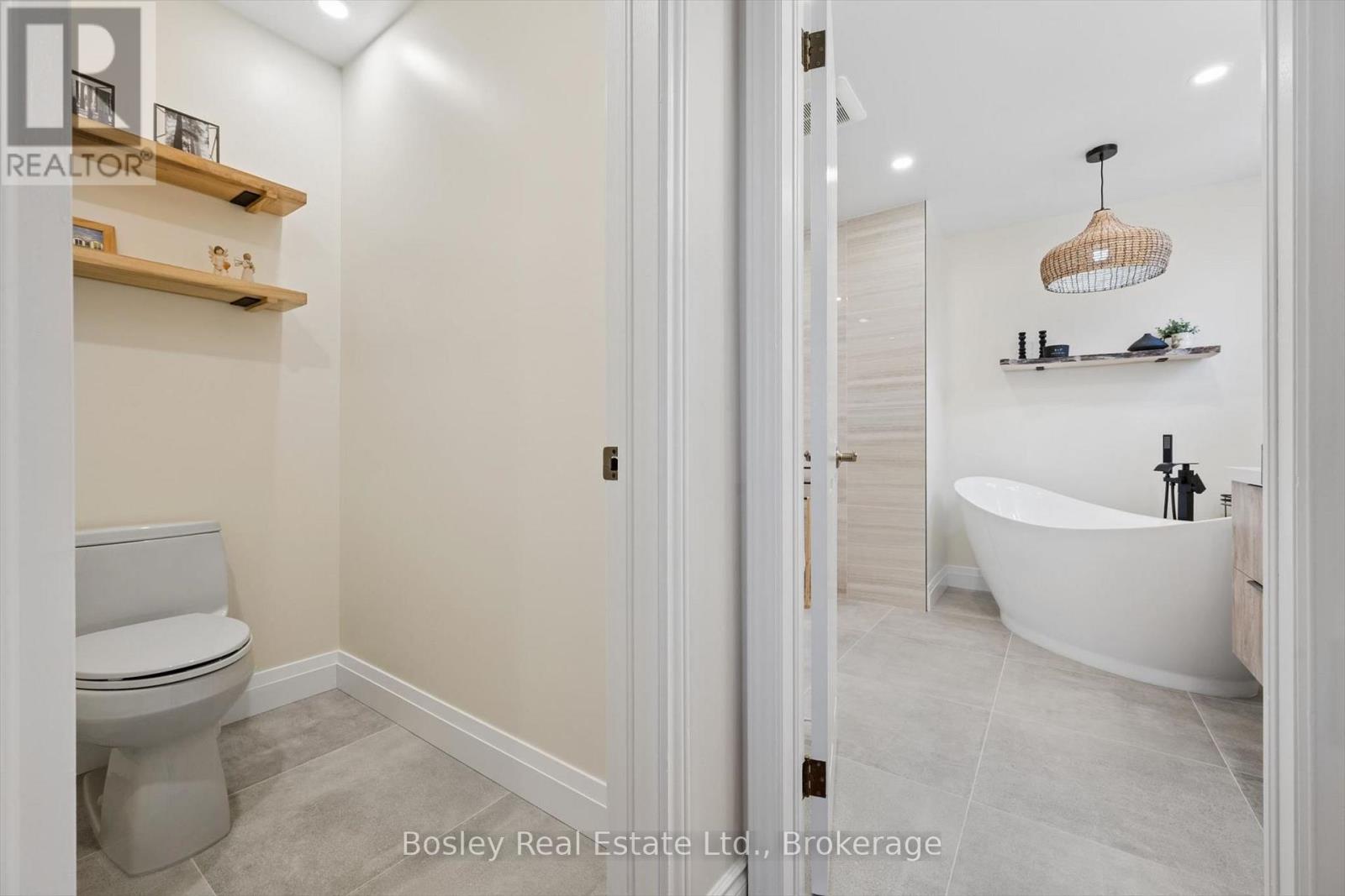 1217 Sugar Maple Court, Mississauga, Ontario L4W 4P6 - Photo 30 - W13809908