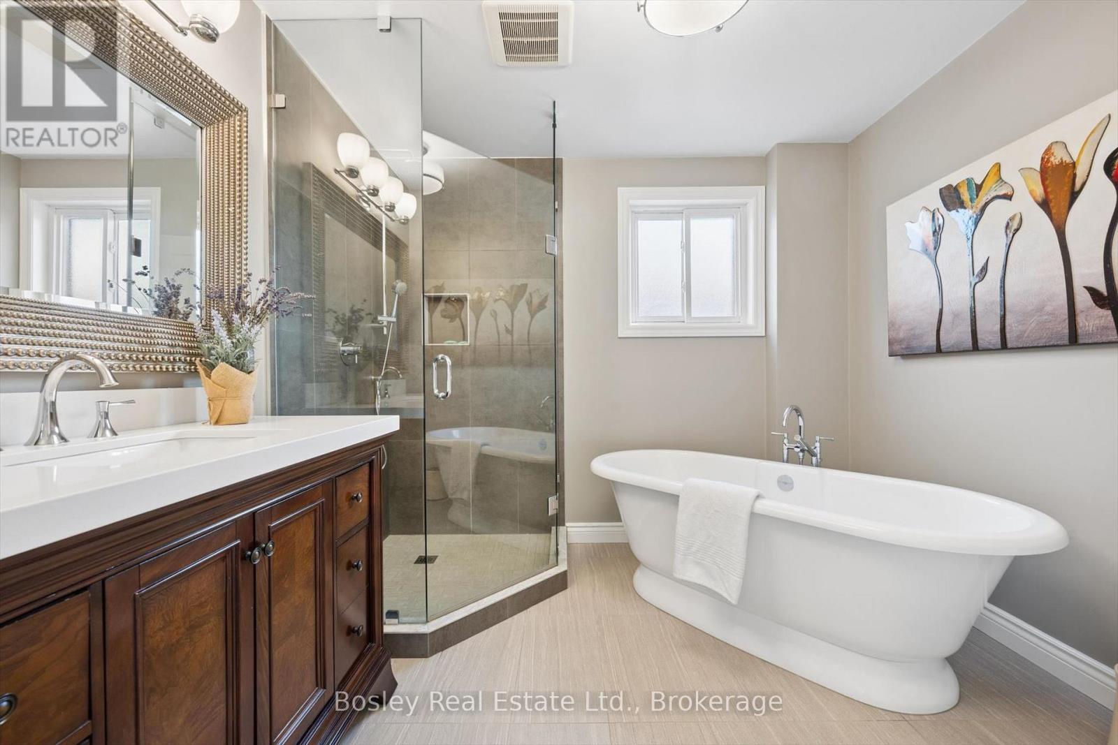 1217 Sugar Maple Court, Mississauga, Ontario L4W 4P6 - Photo 34 - W13809908