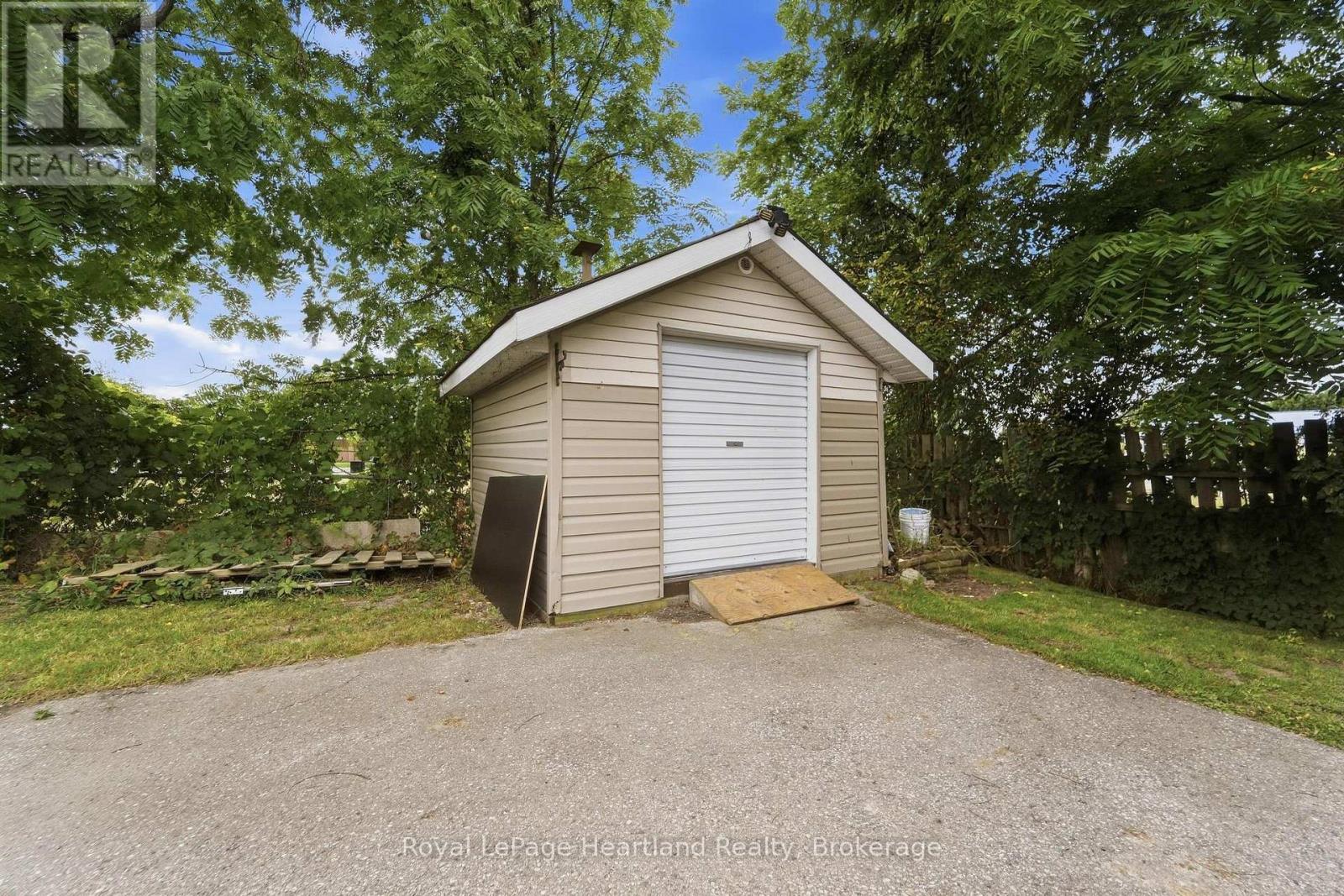 114 Bennett Street E, Goderich, Ontario  N7A 4H4 - Photo 27 - X13809928