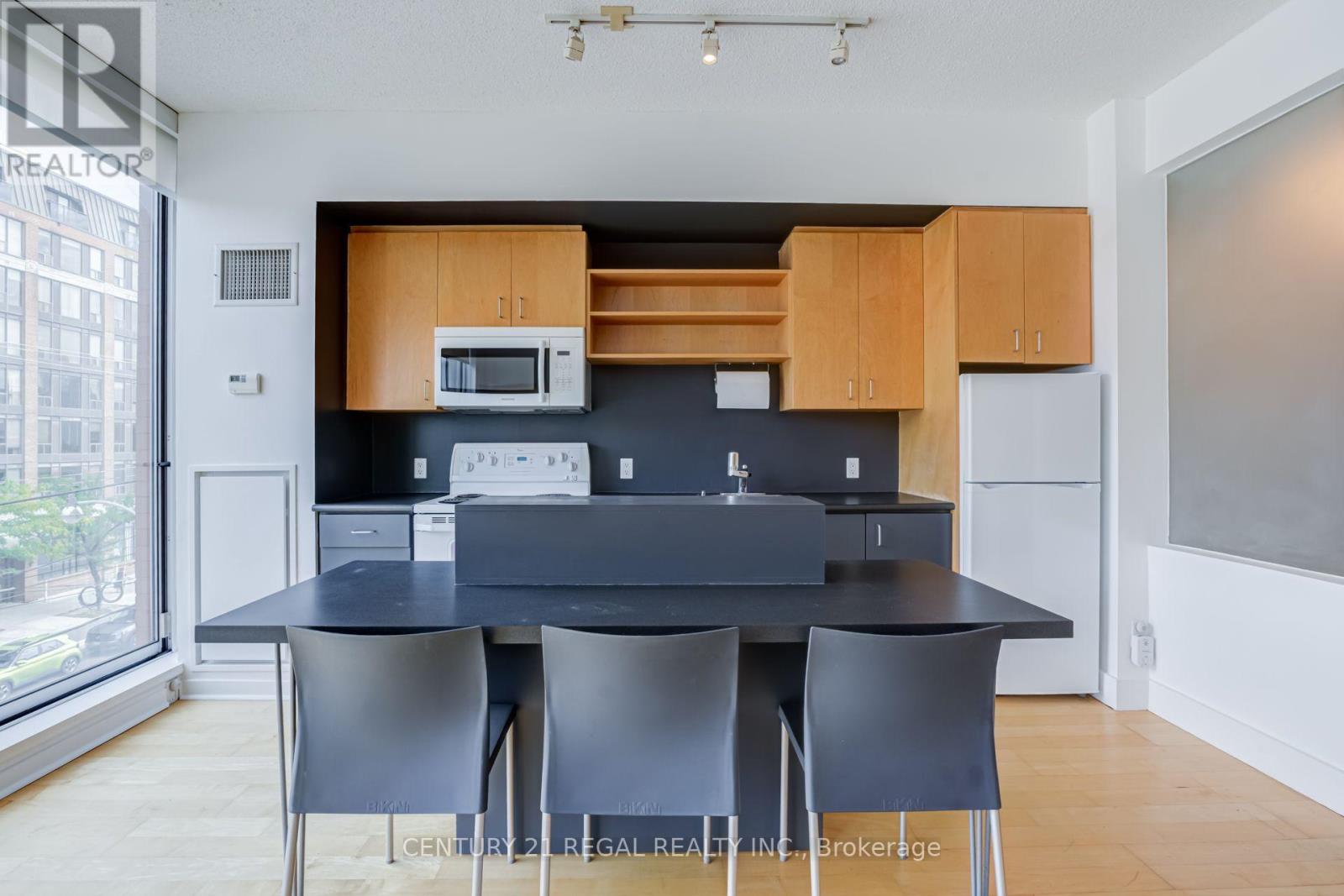 306 - 301 Markham Street, Toronto, Ontario  M6J 3X2 - Photo 14 - C13809688