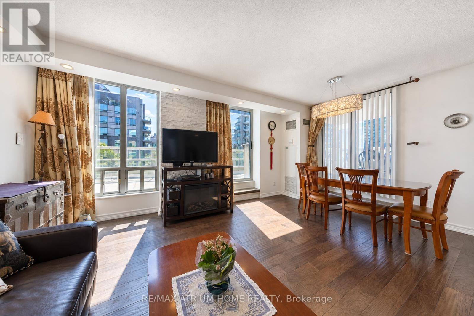 2208 - 28 Empress Avenue, Toronto, Ontario  M2N 6Z7 - Photo 4 - C13809706