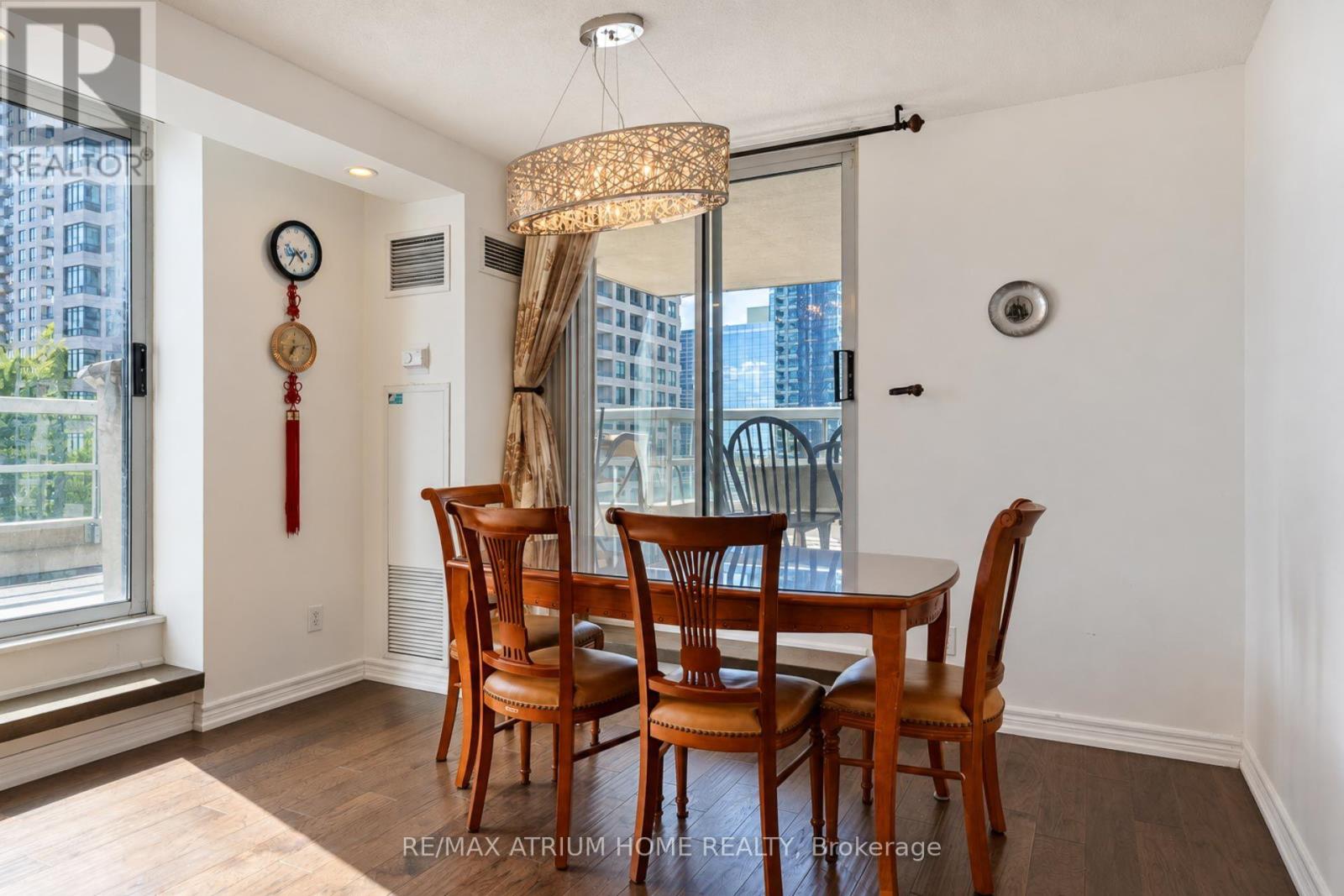 2208 - 28 Empress Avenue, Toronto, Ontario  M2N 6Z7 - Photo 7 - C13809706