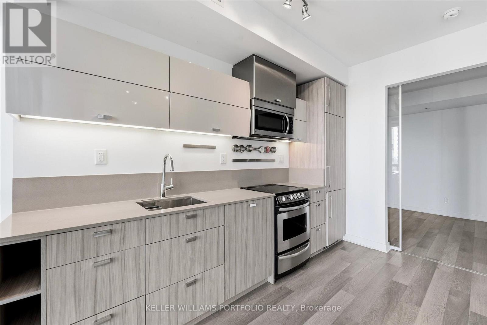 3001 - 290 Adelaide Street, Toronto, Ontario  M5V 0P3 - Photo 14 - C13809708