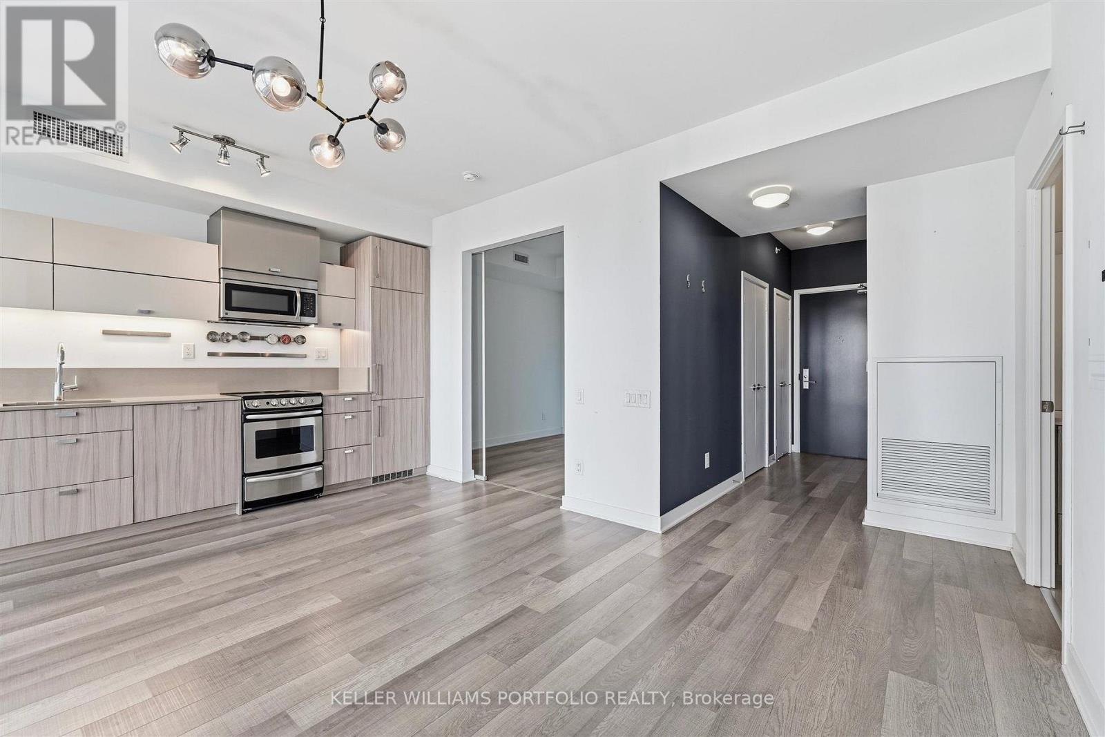 3001 - 290 Adelaide Street, Toronto, Ontario  M5V 0P3 - Photo 18 - C13809708