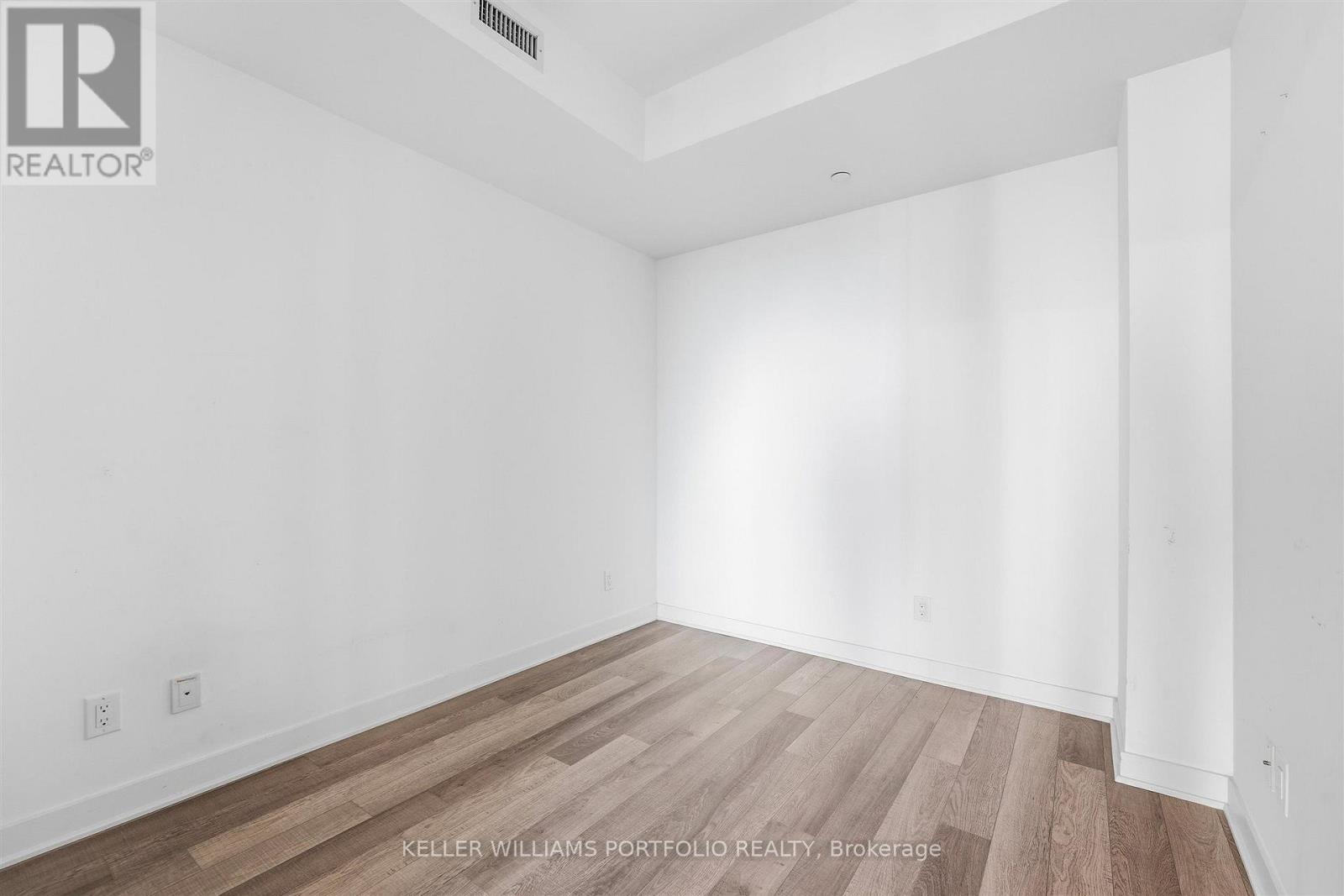 3001 - 290 Adelaide Street, Toronto, Ontario  M5V 0P3 - Photo 23 - C13809708