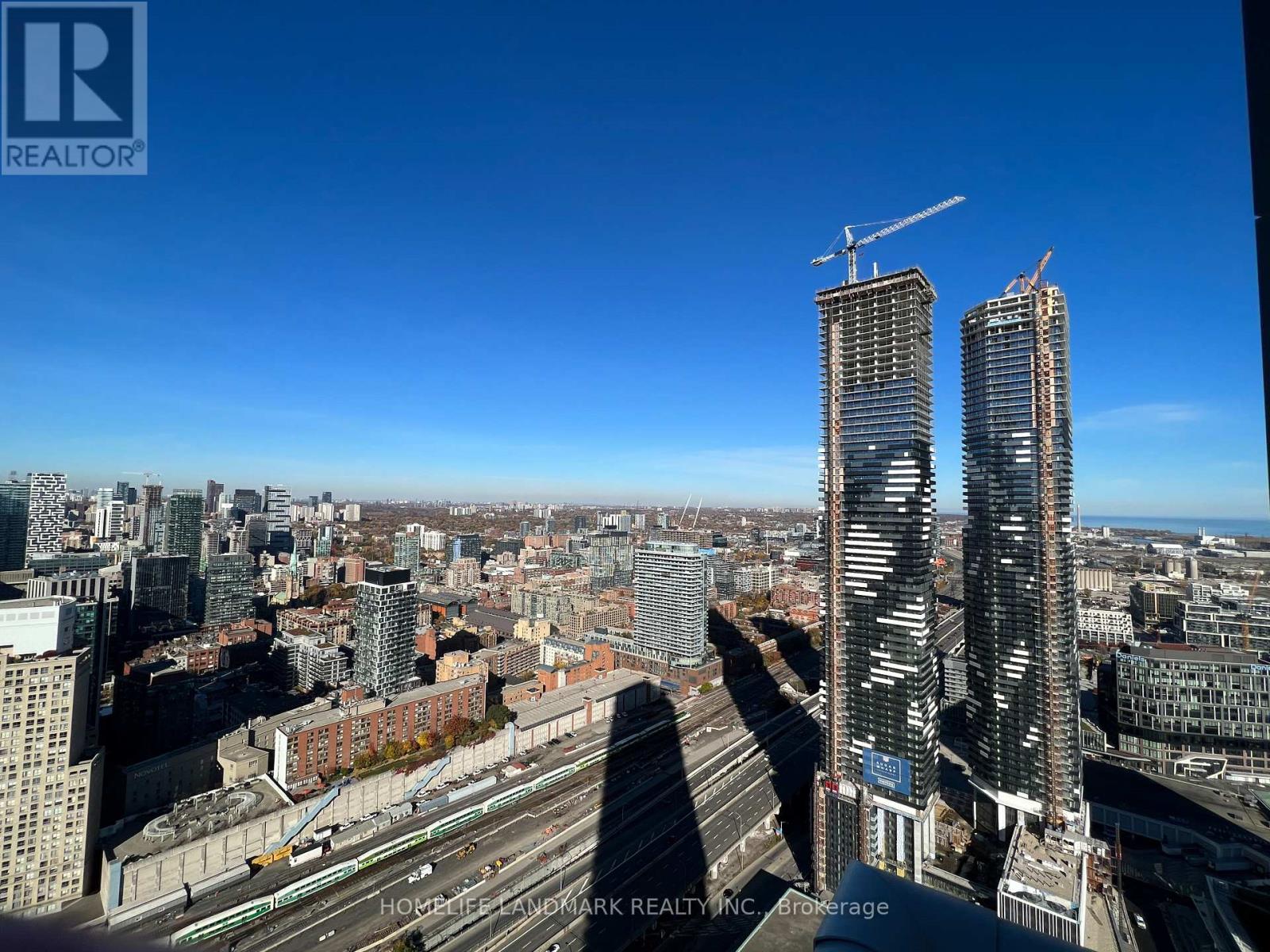 4407 - 28 Freeland Street, Toronto, Ontario  M5E 0E3 - Photo 4 - C13809806