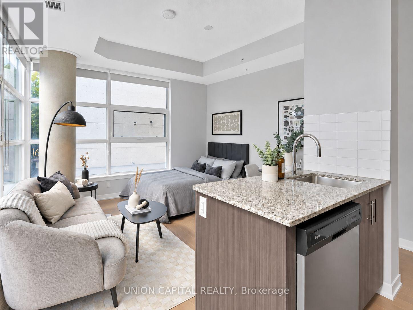 202 - 10 Willison Square, Toronto, Ontario  M5T 0A8 - Photo 6 - C13809814