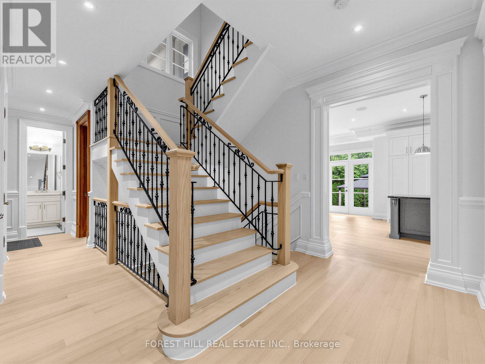 1b Carluke Crescent, Toronto, Ontario  M2L 2H7 - Photo 16 - C13809838