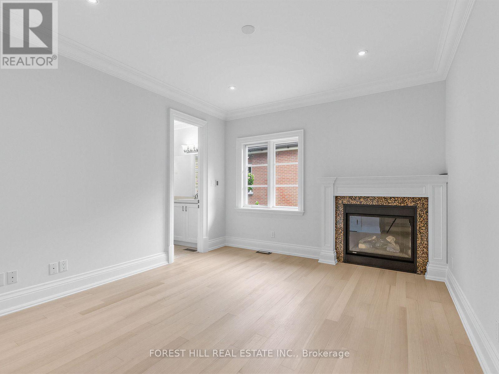 1b Carluke Crescent, Toronto, Ontario  M2L 2H7 - Photo 30 - C13809838