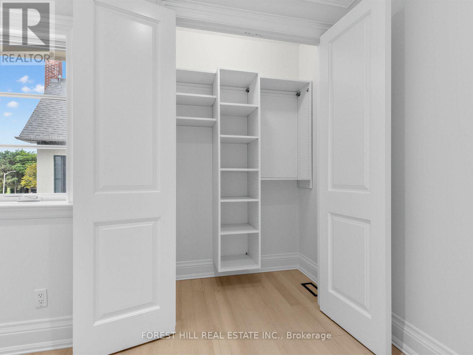 1b Carluke Crescent, Toronto, Ontario  M2L 2H7 - Photo 38 - C13809838