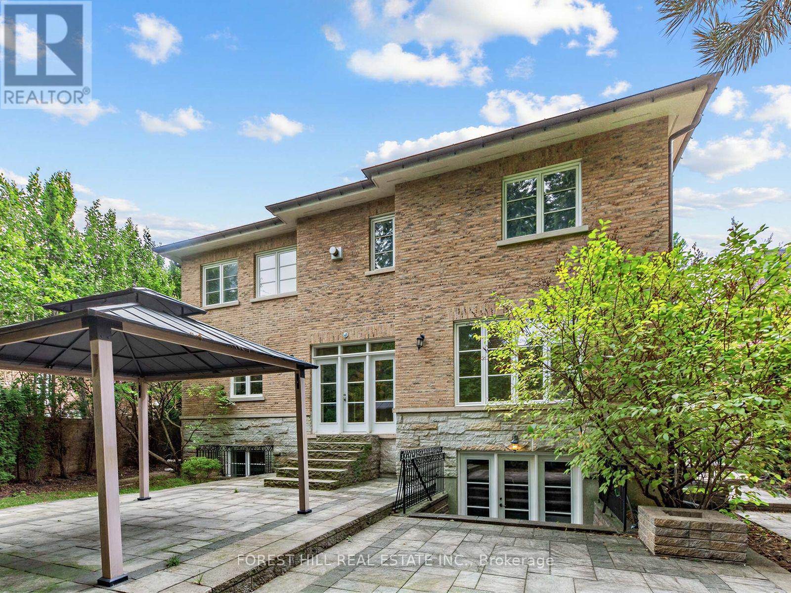 1b Carluke Crescent, Toronto, Ontario  M2L 2H7 - Photo 50 - C13809838