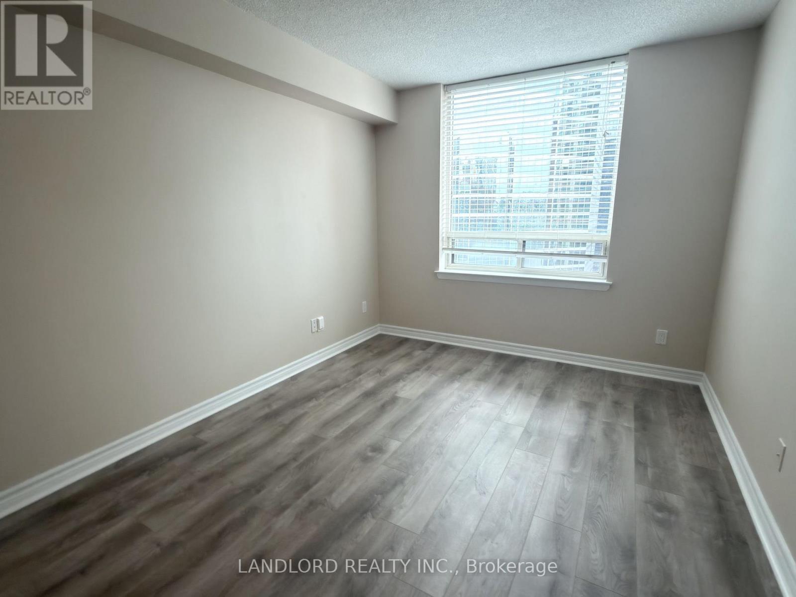1523 - 633 Bay Street, Toronto, Ontario  M5G 2G4 - Photo 9 - C13809924