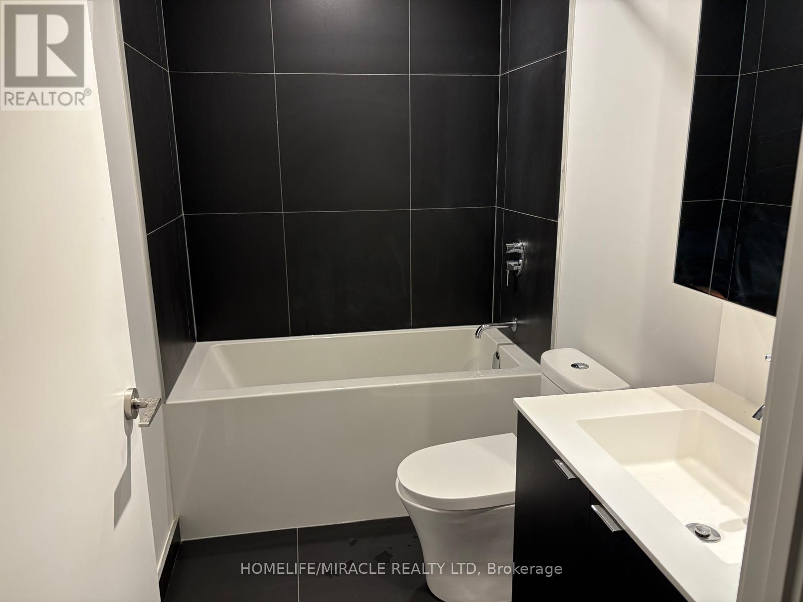 1422 - 20 Edward Street, Toronto, Ontario  M5G 1C9 - Photo 13 - C13809954