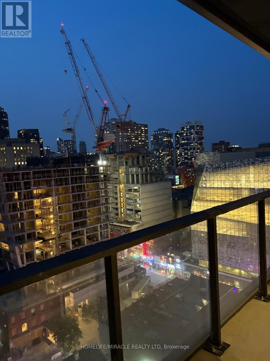 1422 - 20 Edward Street, Toronto, Ontario  M5G 1C9 - Photo 9 - C13809954