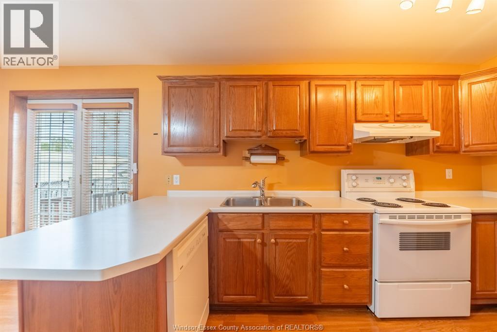 12353 Tecumseh Road East, Tecumseh, Ontario  N8N 1M5 - Photo 14 - 26023171