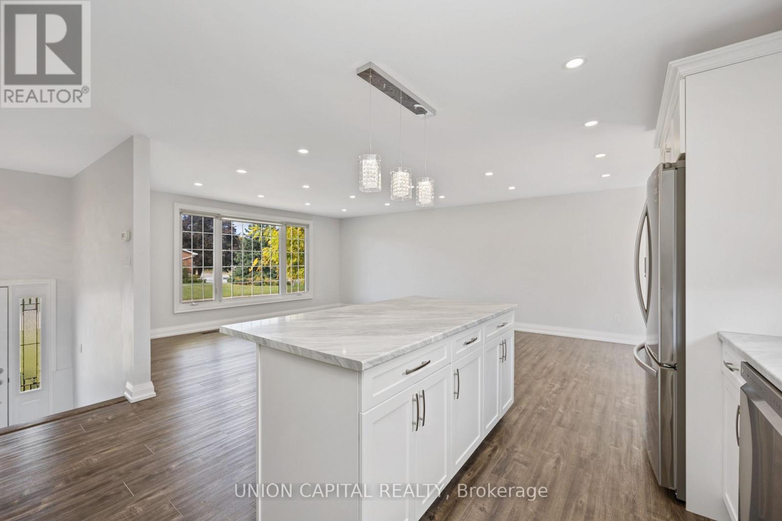 Main - 50 Burningham Crescent, Ajax, Ontario  L1S 6A2 - Photo 6 - E13809754