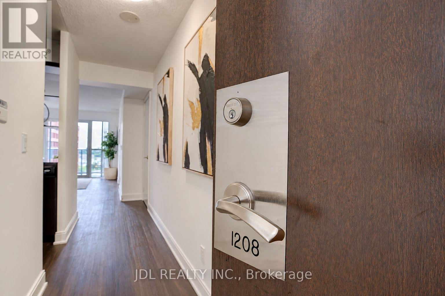 1208 - 125 Village Green Square, Toronto, Ontario  M1S 0G3 - Photo 11 - E13809804
