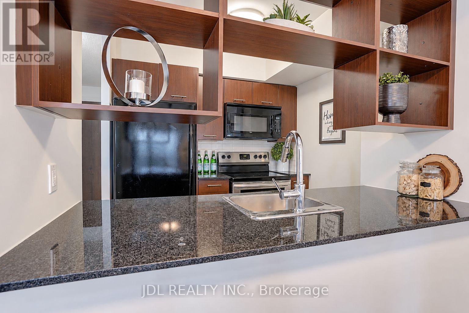 1208 - 125 Village Green Square, Toronto, Ontario  M1S 0G3 - Photo 12 - E13809804