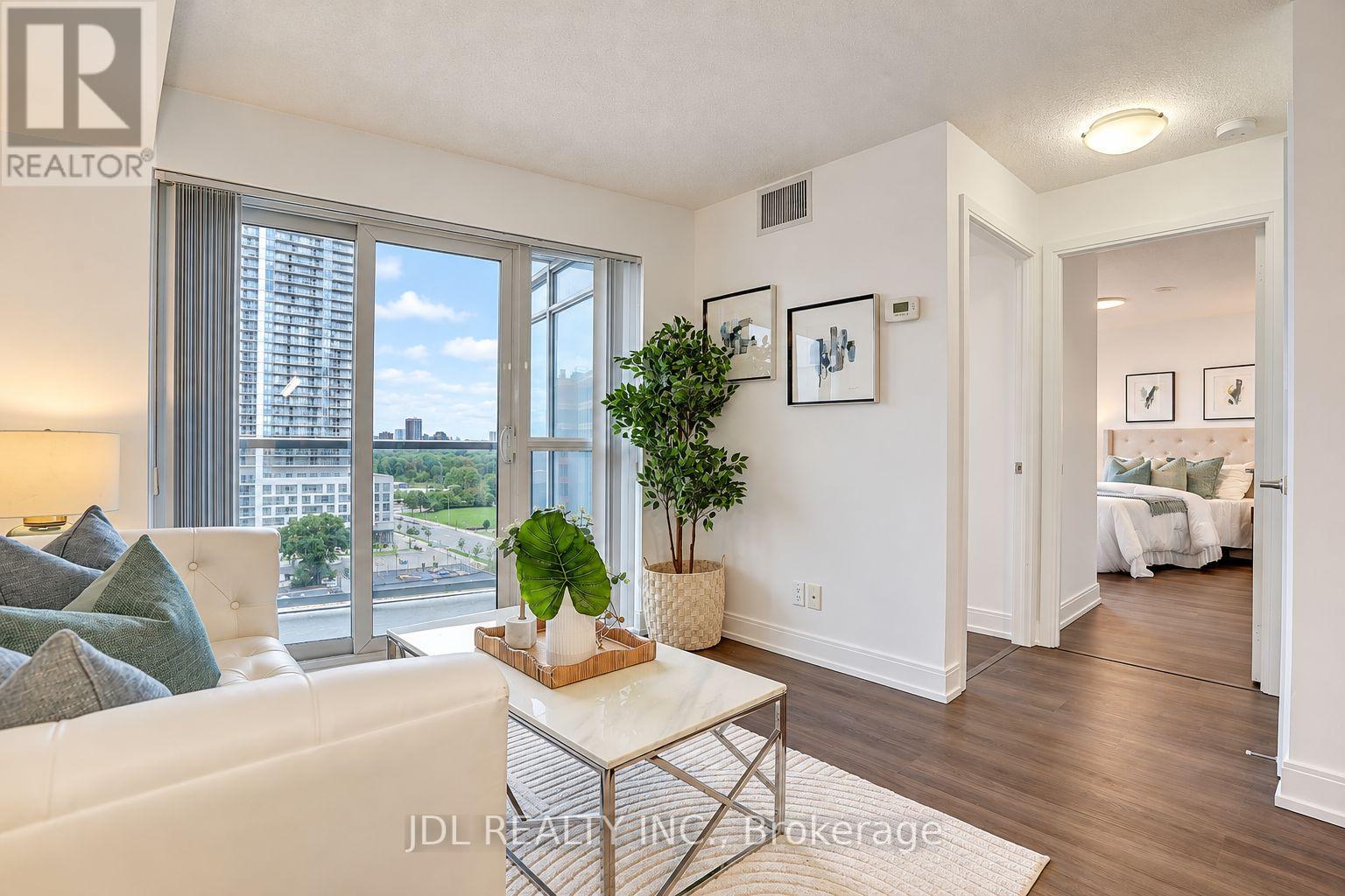 1208 - 125 Village Green Square, Toronto, Ontario  M1S 0G3 - Photo 27 - E13809804