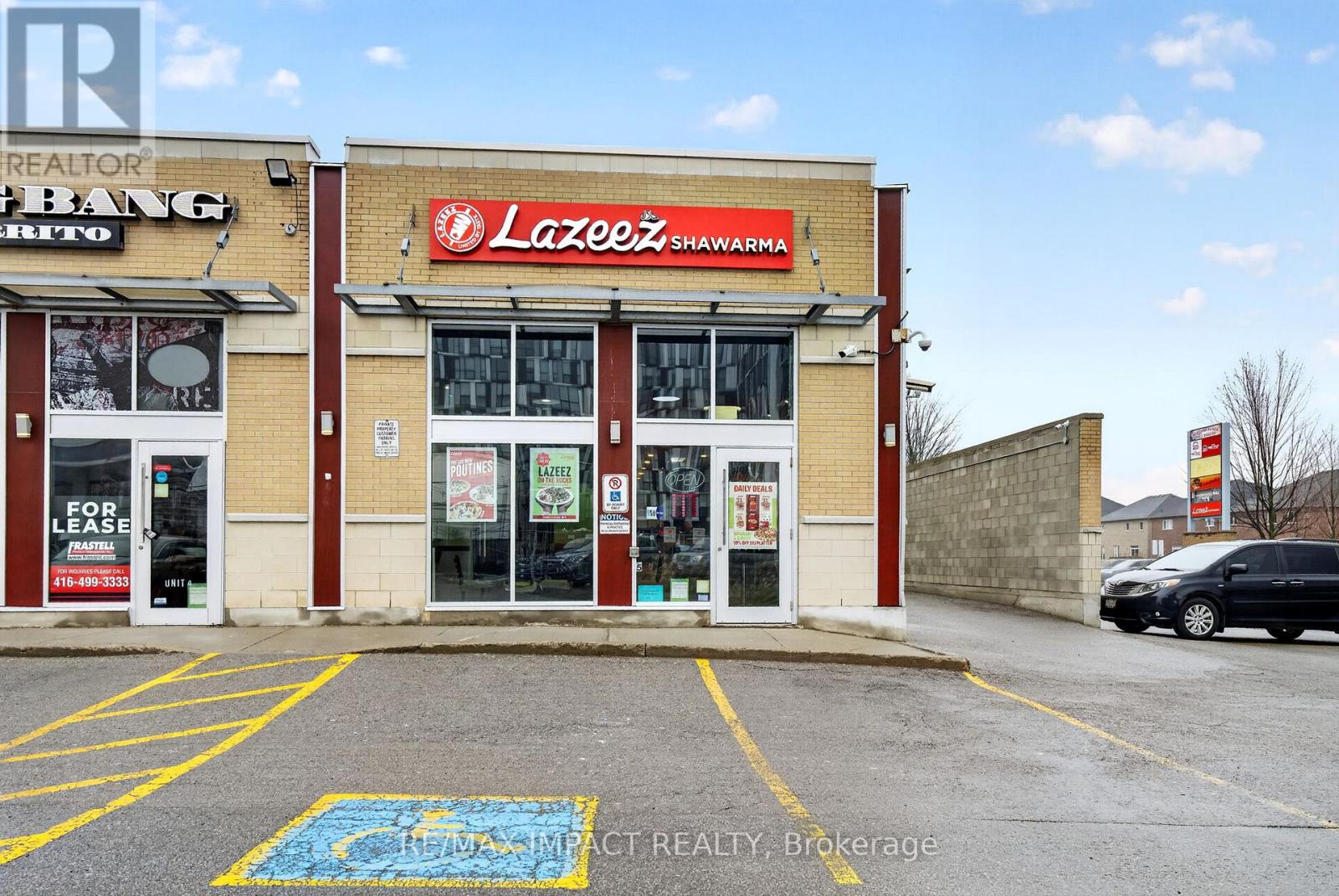 1812 Simcoe Street, Oshawa, Ontario  L1G 4Y2 - Photo 2 - E13809958