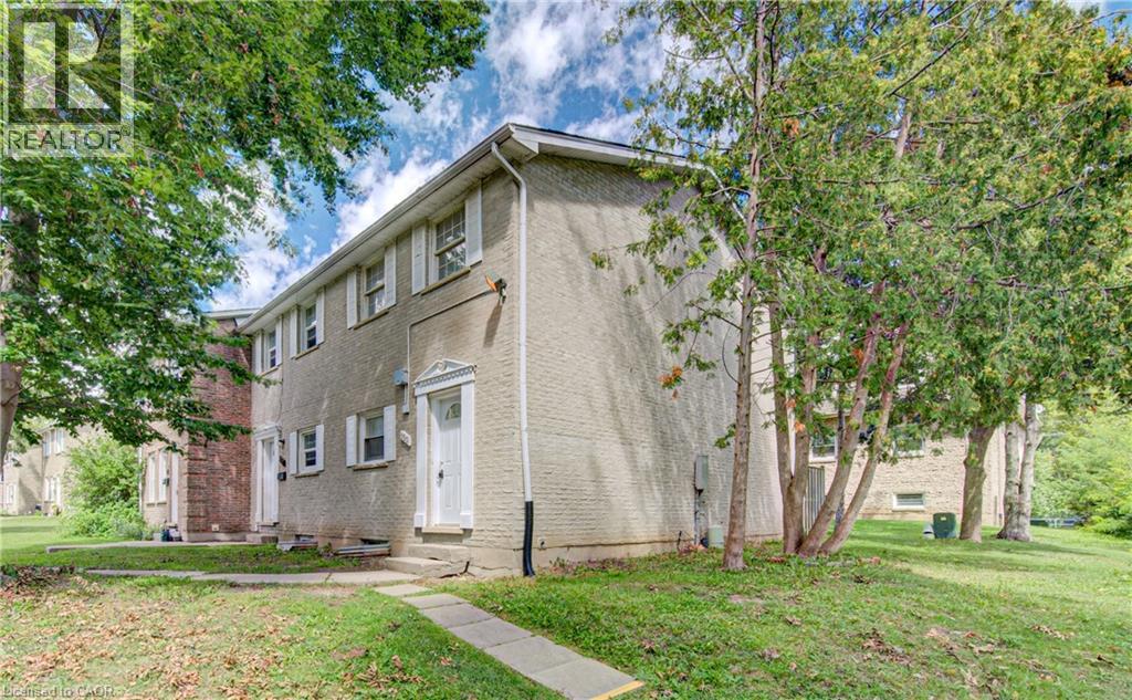 150 WESTCOURT Place, Waterloo, Ontario