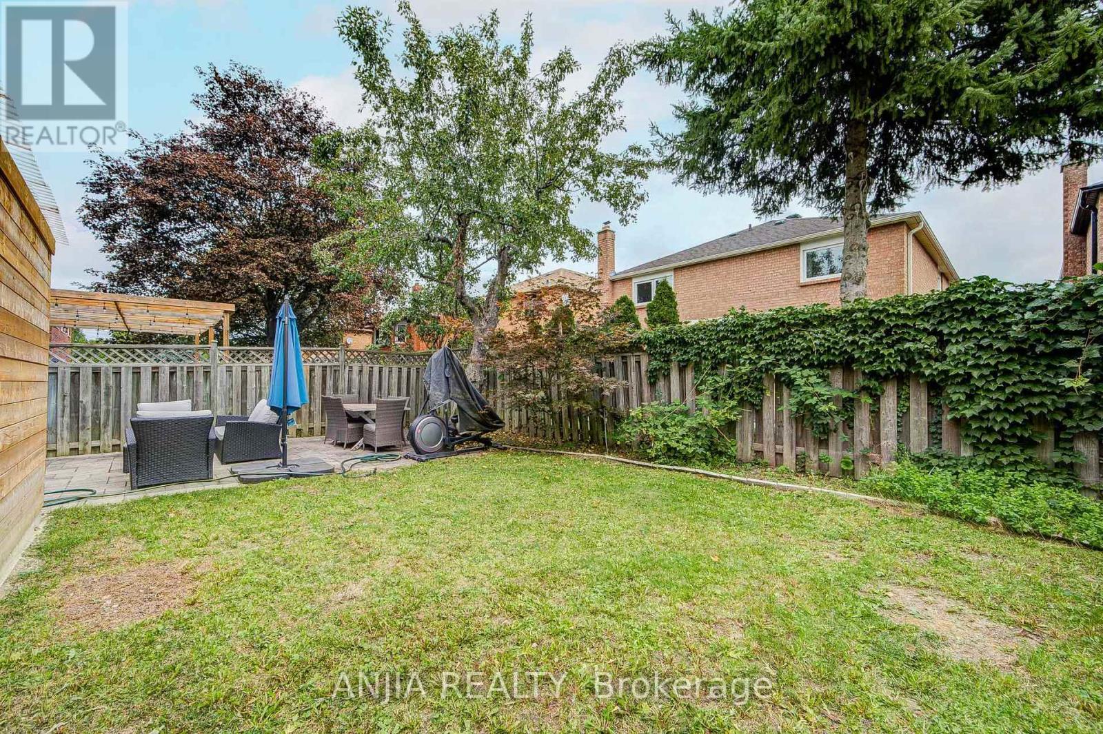 39 Millcroft Way, Vaughan (Brownridge), Ontario  L4J 6P2 - Photo 50 - N13809772