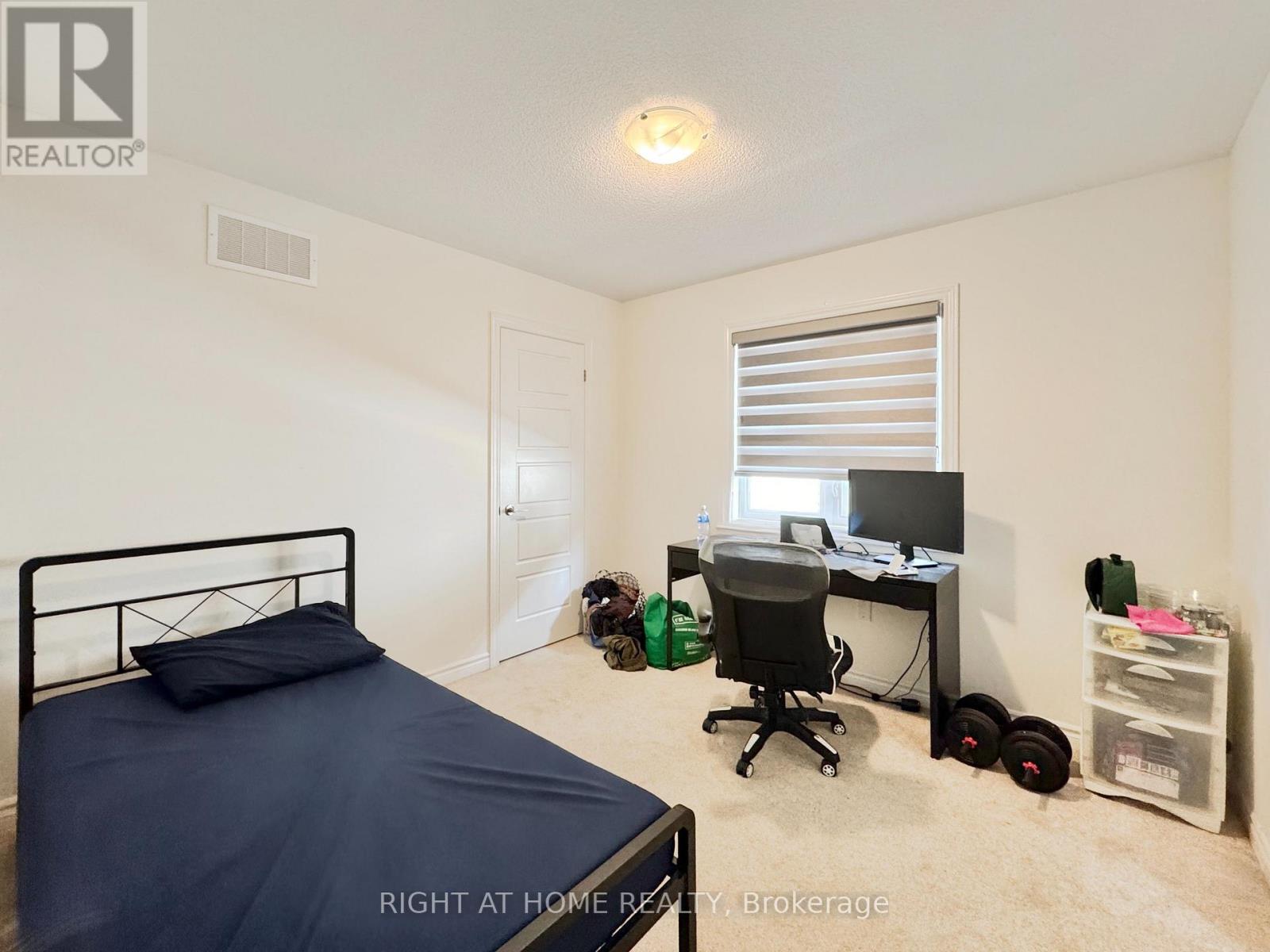 143 Shepherd Drive, Barrie, Ontario  L9J 0P9 - Photo 7 - S13809884