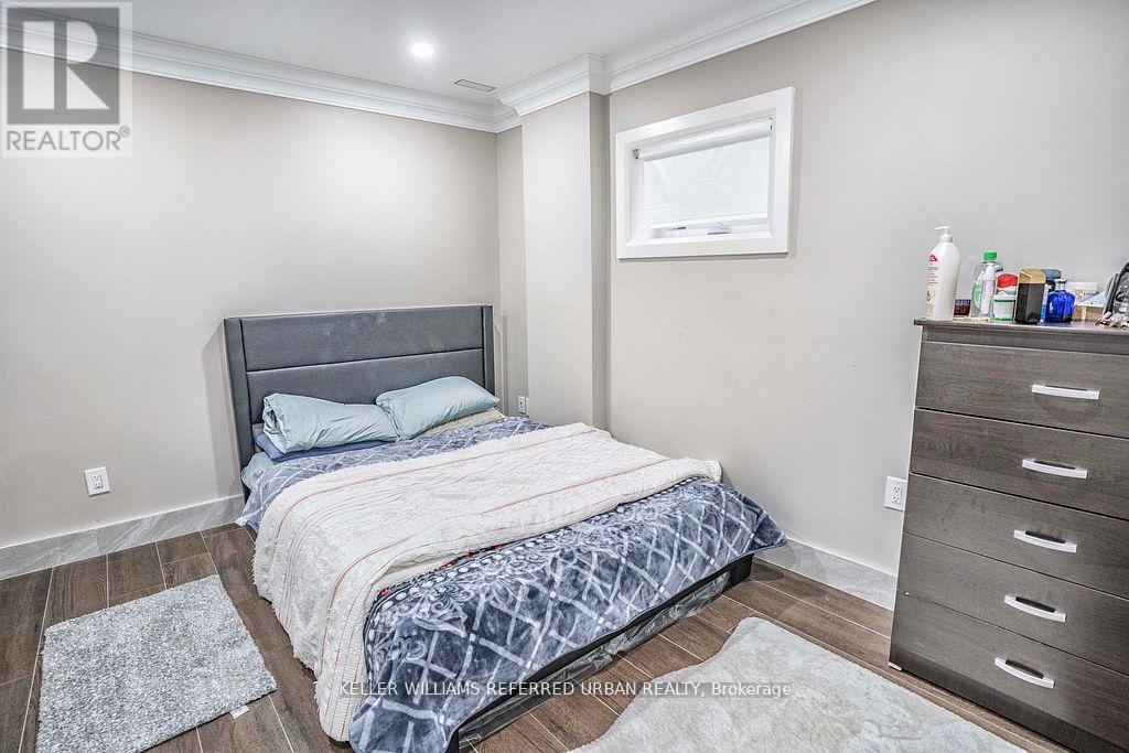 83 Floral Parkway, Toronto, Ontario  M6L 2C3 - Photo 30 - W13809812