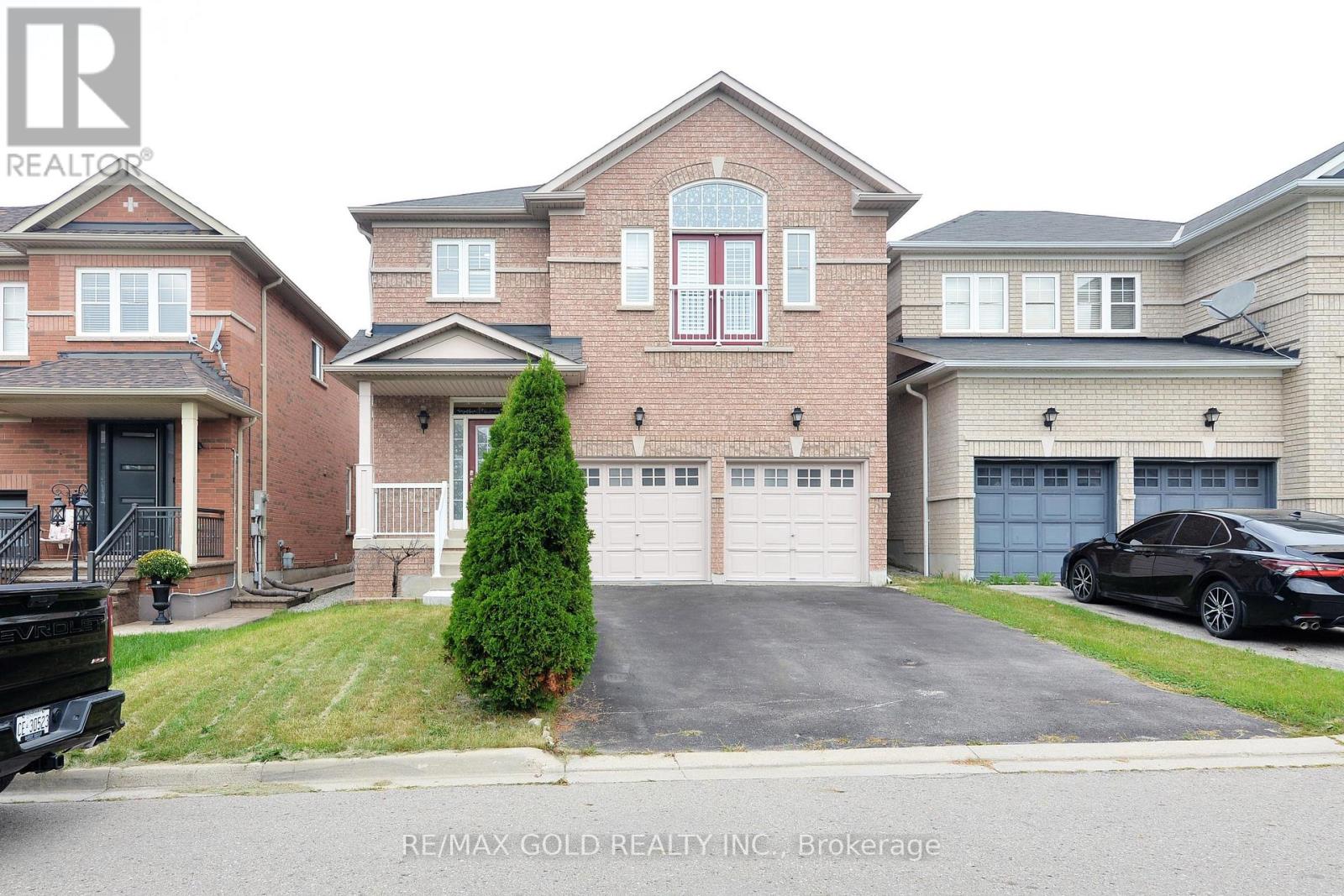 44 PERGOLA WAY, Brampton, Ontario