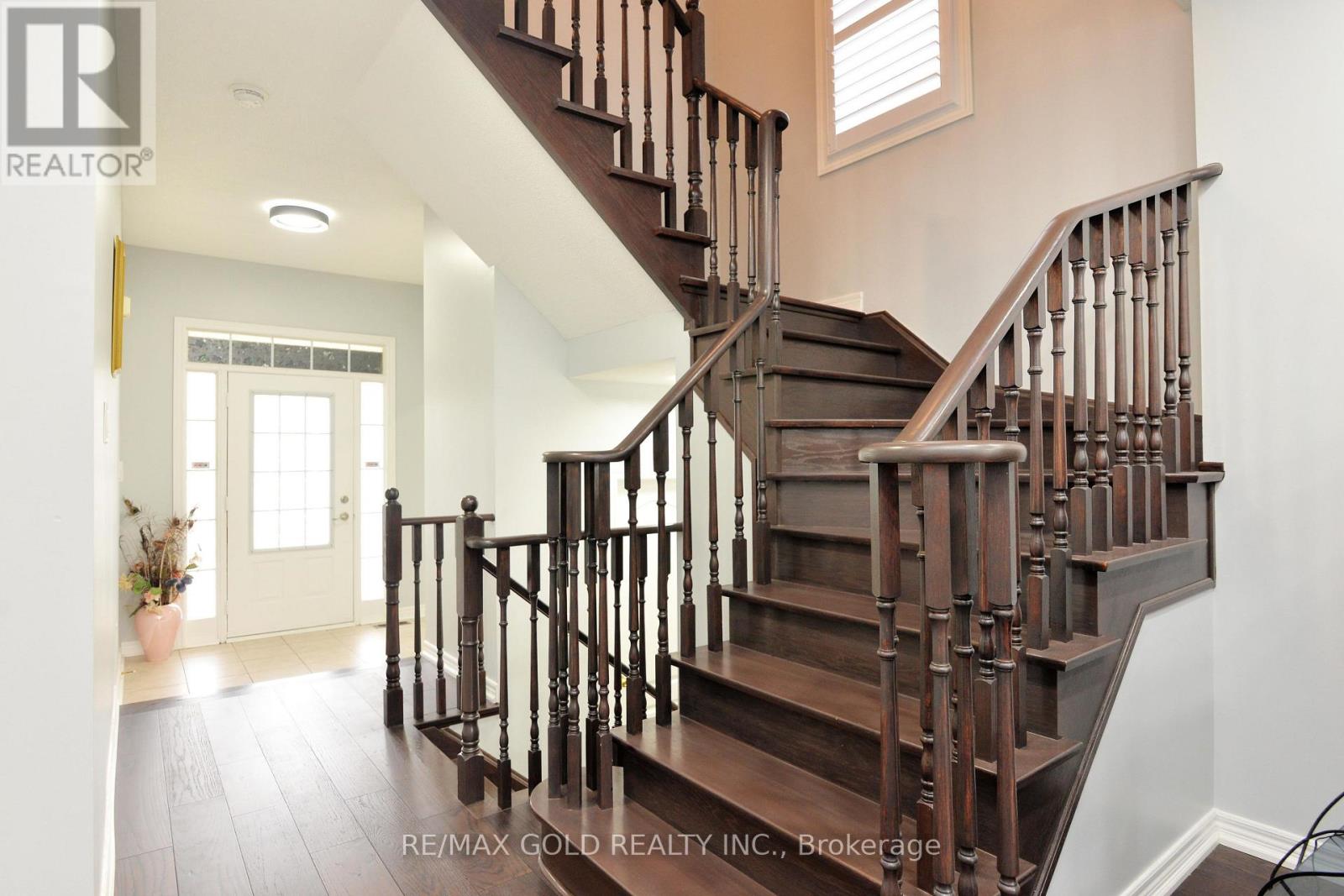44 Pergola Way, Brampton, Ontario  L6Y 5M6 - Photo 10 - W13809862